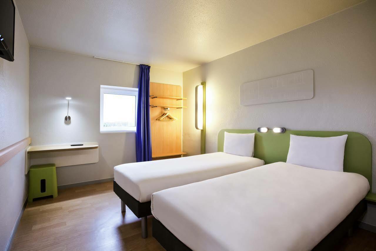 Ibis Budget Grigny Centre Ngoại thất bức ảnh